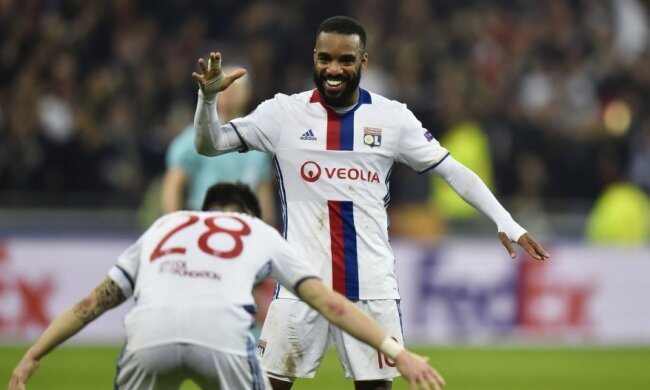 Ліон переграв Рому, Шальке розійшлося миром з Борусією: результати перших матчів 1/8 фіналу Ліги Європи