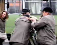 Старенькі побилися на урочистості у Львові (відео)