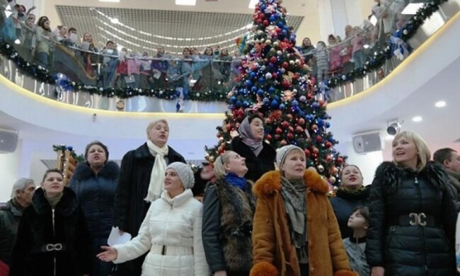 Черкащани рекордно заспівали "Коляду" (фото, відео)