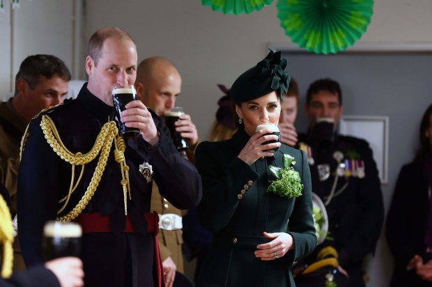Кейт Миддлтон и принц Уильям превратились в работников ЖКХ: оказалось, это царское дело