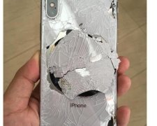 Инженеры рассказали, с чем столкнутся владельцы разбитых iPhone X
