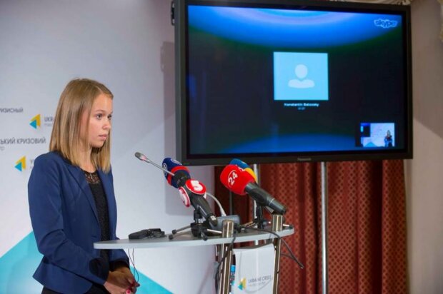 Красуня зі "Слуги народу" очолила делегацію України у ПАРЄ: що відомо про Єлизавету Ясько