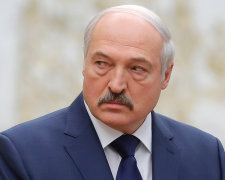 Лукашенко розкрив канал постачання зброї з Донбасу: "зверху" незадоволені