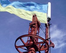 Украинский флаг над Попасной вывесил уроженец из Лисичанска