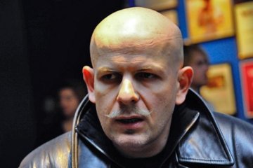 Бузину поховають у неділю