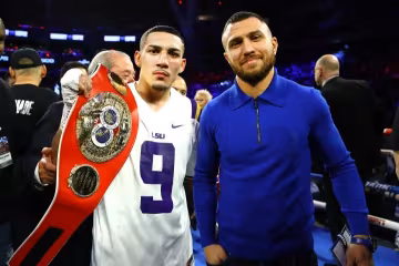 Теофимо Лопес и Василий Ломаченко, boxingscene.com