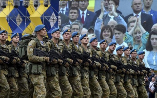 Погода поздравила Москву с Днем Независимости Украины