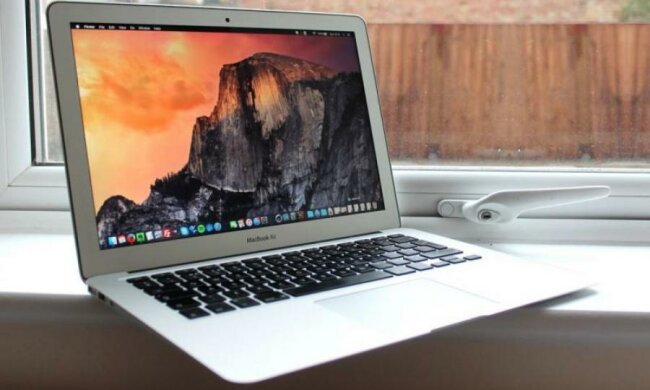 Apple избавит клавиатуру McBook от главного проклятия