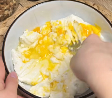 Пицца на творожном тесте: фото скрин рецепта