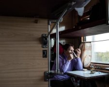 Балчуну на замітку: який вигляд має "плацкарт здорової людини"