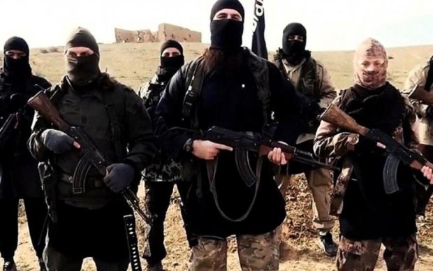 Террористы ИГ назвали страны, где будут "резать горло врагам"
