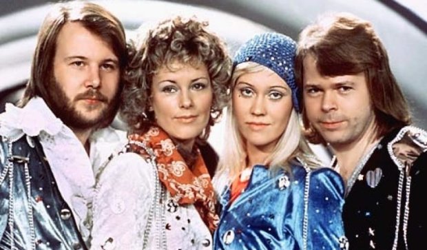 Культова ABBA знову зібралася разом