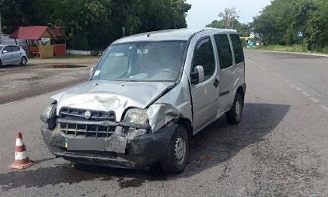 На дороге Киев-Чоп столкнулись три авто