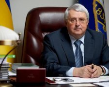 Ректора українського університету обізвали "придурком" в прямому ефірі