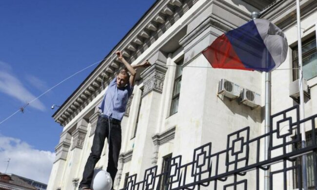 Отруєння Скрипаля: дипломати-вигнанці шпигують за українцями