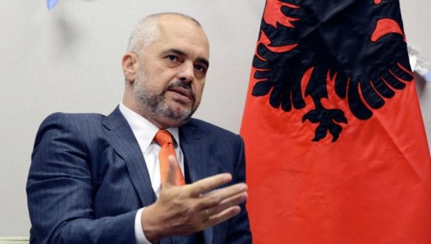 Прем'єр Албанії закликав США допомогти у боротьбі з Кремлем