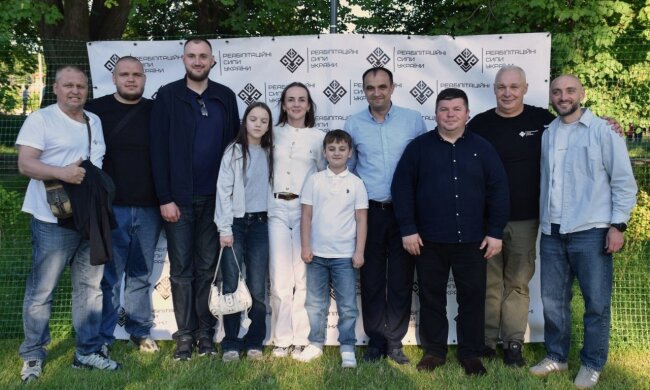 «Найкраще – побратимам!»: у Києві відбувся благодійний вечір на підтримку ветеранської реабілітації