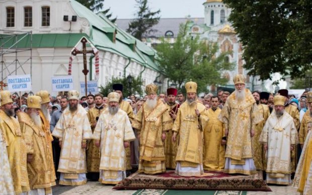 День Хрещення Київської Русі: найкращі листівки і вітання в віршах і прозі 