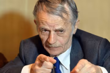 Джемилев призвал задавить Россию санкциями