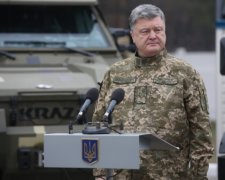 Порошенко скасував одразу дві служби у складі РНБО