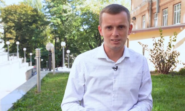 Руслан Бортник