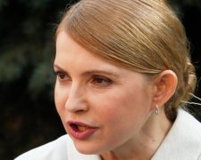 Відзначає: Тимошенко почала засідання з випивки