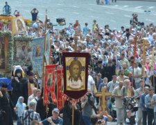 Московские попы с титушками устроили беспорядки в Одессе