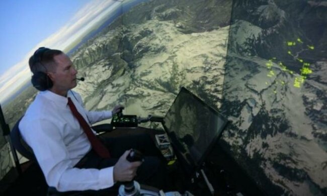 Человек уступил искусственому интеллекту в воздушном бою