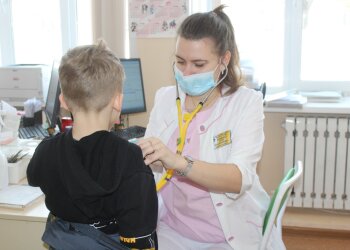 Прийом у педіатра, фото з відкритих джерел