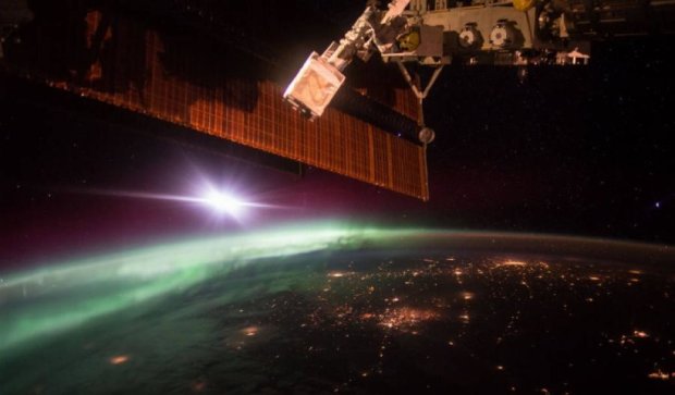 NASA опубликовало фото северного сияния из космоса