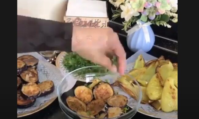 Феерическая закуска из баклажанов: элементарно, недорого, остренько