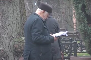 Пенсіонери, кадр з відео