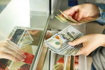 Курс долара на 2018 рік: НБУ остаточно визначився із розцінками 