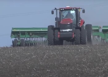 Посівна. Фото: скрін youtube