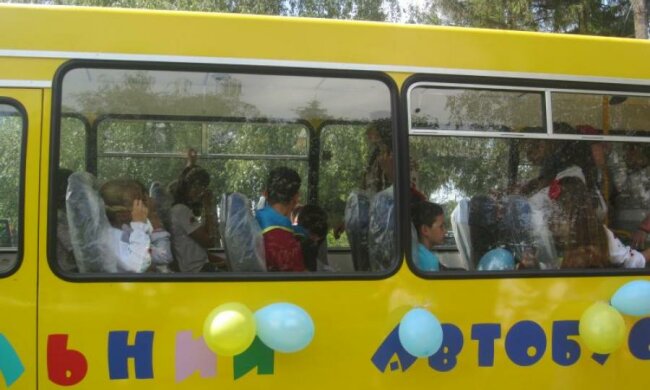 Ближе к Европе: украинцам показали школьный автобус с особенностями