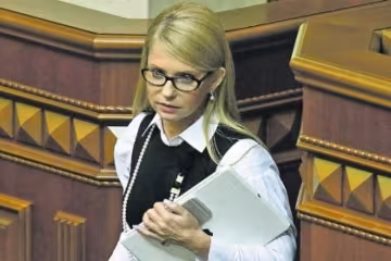 Тимошенко назвала призначення Гройсмана змовою олігархів