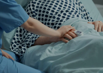 Лікарня, скріншот: YouTube