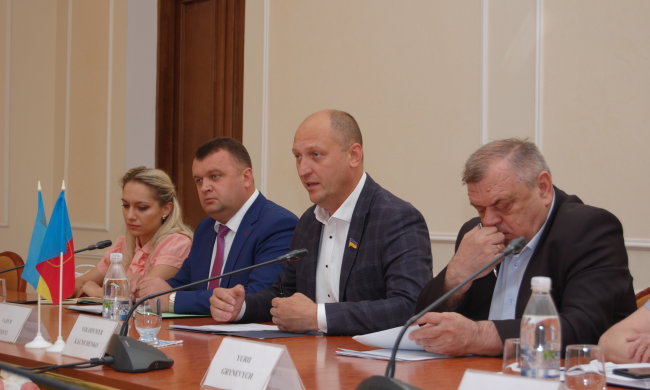 Коробко прокоментував "призначення Порошенка": чистої води фейк