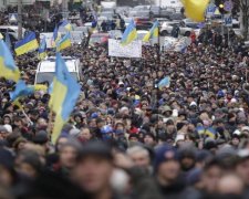 Большинство украинцев не верят в новые реформы - опрос