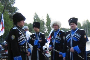 Розіклали по пакетам: в Росії по-звірячому розправилися з головним козаком