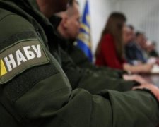Альперину удалось объединить контрабанду с политикой - блогер