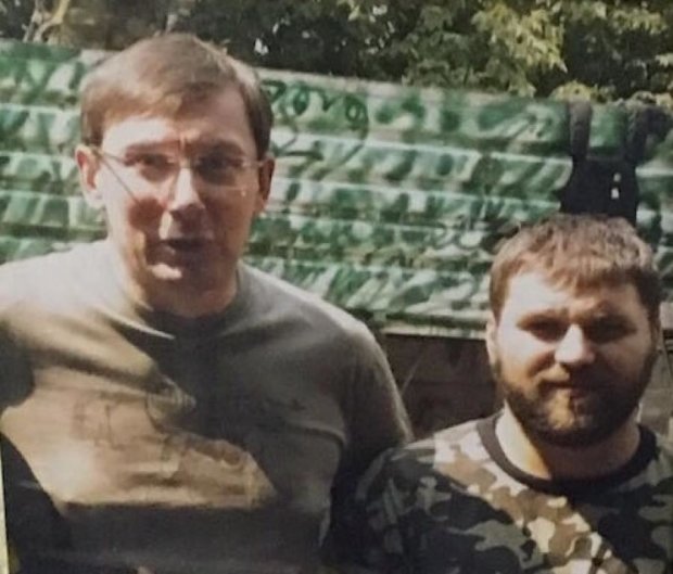 "Дніпровський вбивця" зберігав спільне фото з Луценком