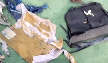 У мережі з'явилося перше відео з уламками літака Egyptair