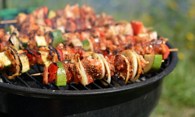 Ученые сравнили шашлык с сигаретой: это нужно знать, чтобы предотвратить рак