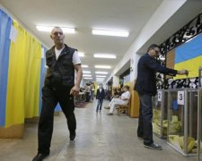 У другому турі виборів президента Зеленський і Вакарчук перемагають Тимошенко - опитування