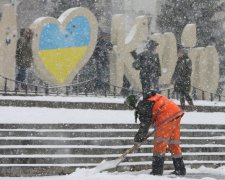 У найближчі години на киян чекає жорсткий удар стихії