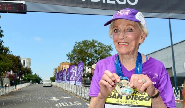 Американка в 92 года пробежала 42 километра