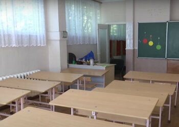 школа, скріншот з відео