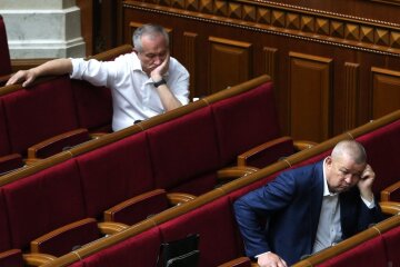 У Зеленського придумали дієве покарання кнопкодавам і прогульникам в Раді: чим загрожує безвідповідальність
