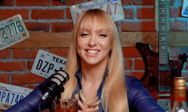 Оля Полякова, скріншот з відео